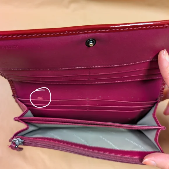 Burberry Penrose Continental Nova Check Wallet w. Cranberry Patent Leather - Picture 12 of 12